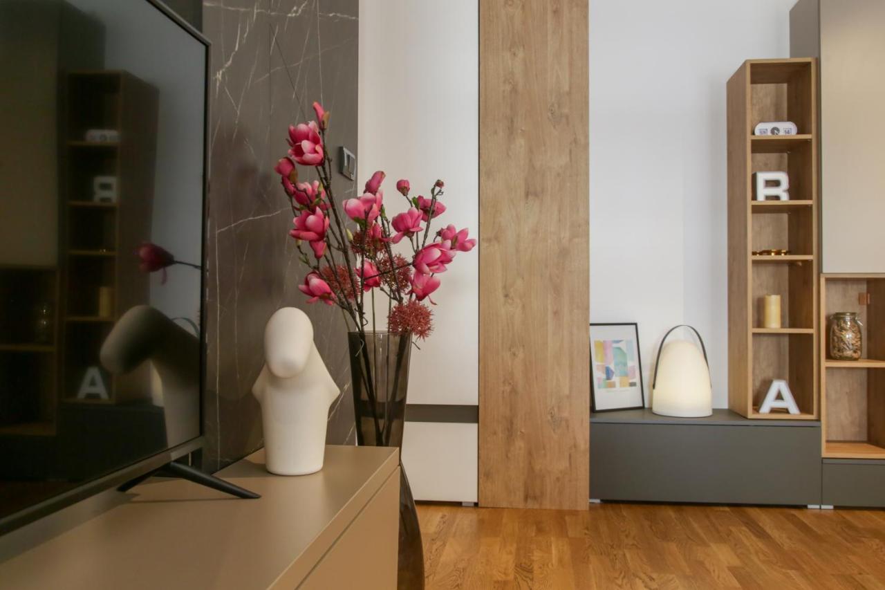 Supernova Deluxe Residence Nowy Sad Zewnętrze zdjęcie